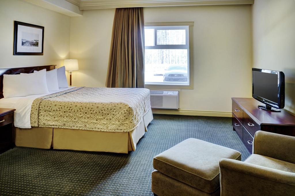 Chateau Nova Hotel Fort Mcmurray Pokoj fotografie