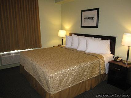 Chateau Nova Hotel Fort Mcmurray Pokoj fotografie