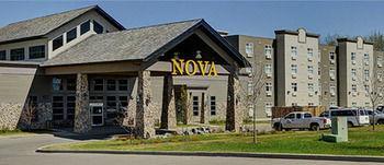 Chateau Nova Hotel Fort Mcmurray Exteriér fotografie
